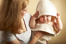 Load image into Gallery viewer, Cherub&#39;s Blanket Organic Cotton Hooded Baby Towel